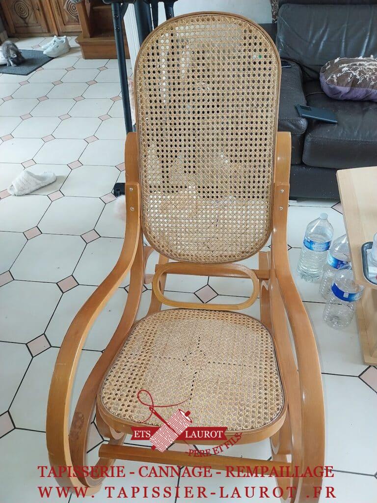 Chaise à bascule réparé et restauré à Vernouillet 78