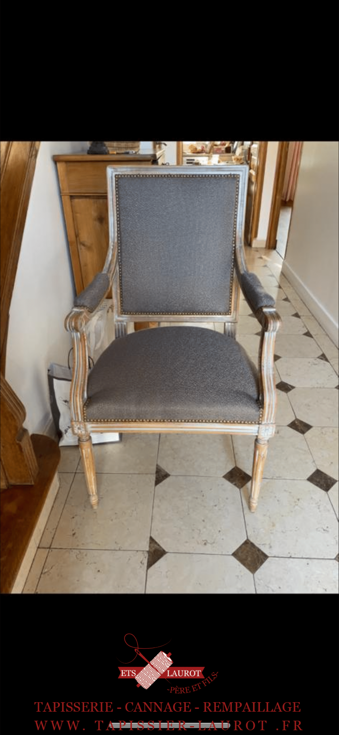 tapissier-hauts-de-seine 22 Réfection restauration de fauteuil à Vaucresson 92