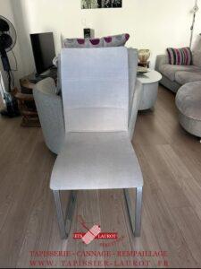 Réfection chaise moderne en tapisserie tissus fournis par nos soins Chatou 78400 Yvelines