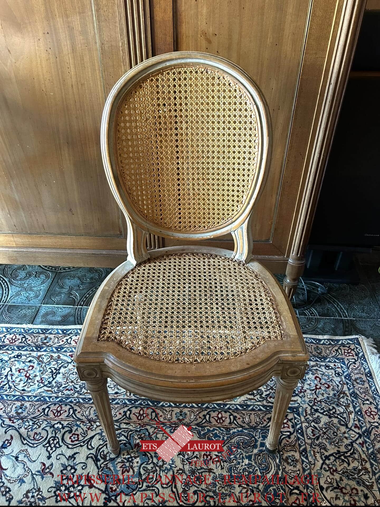Réfection et restauration de cannage chaises 37 Réfection assise chaise en cannage 95880 Enghien les bains 95 val d’Ois