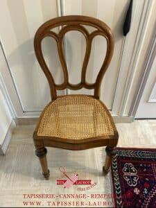 chaise de nourrice 14 Restauration de chaise – Cannage 6 fils traditionnel Voici une belle chaise en bois que nous venons de restaurer avec un cannage 6 fils traditionnel, réalisé entièrement à la main. Le travail a été enlevé et livré à Croissy-sur-Seine (78290, Yvelines), avec le plus grand soin.