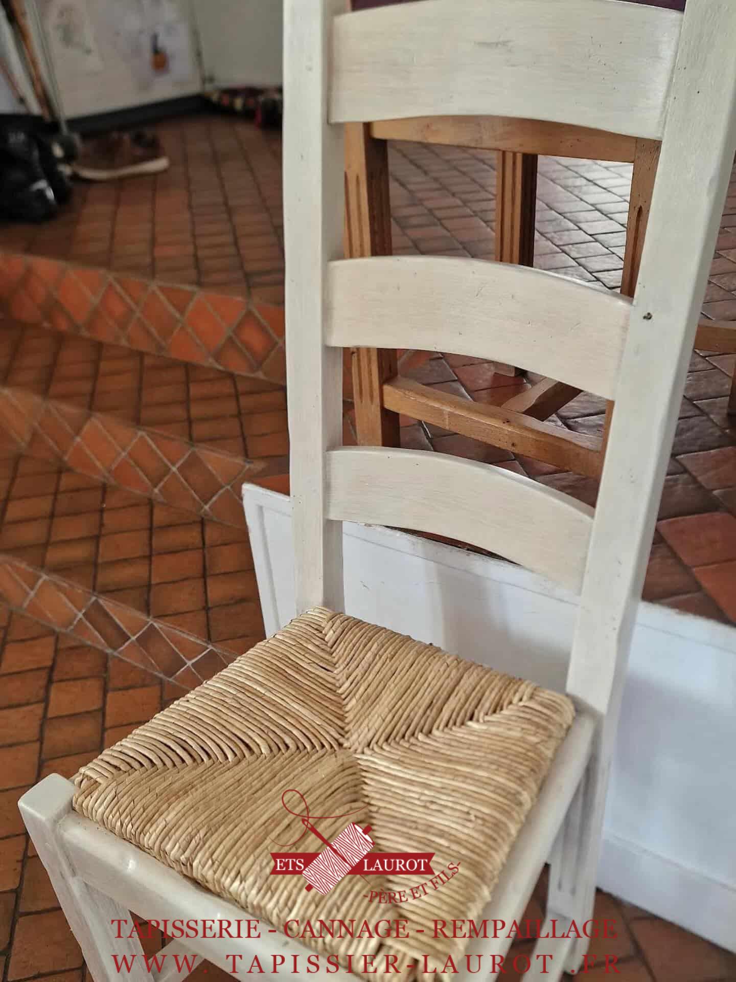 Rénovation complète d’une assise en paille – Livraison à Chatou (78400, Yvelines)