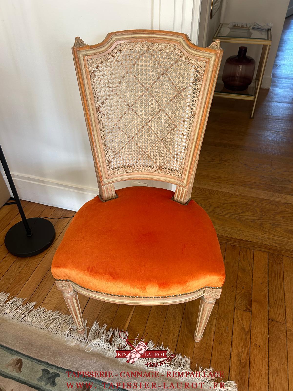 Saint-germain-en-laye 8 Chaise Louis XVI cannée avec assise en velours orange restaurée par un tapissier à Saint-Germain-en-Laye